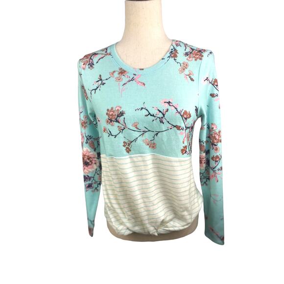 Eyeshadow Tops - NEW NWT Eyeshadow Super Soft Floral & Striped Aqua Twist Front Top Size XS